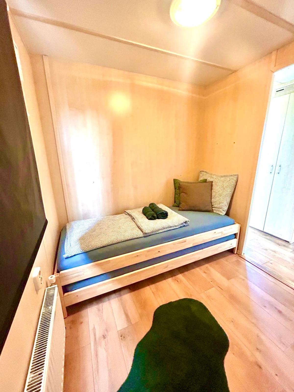 Wellness Bungalow With Jacuzzi &Sauna&Private Garden Near Amsterdam Vijfhuizen Экстерьер фото
